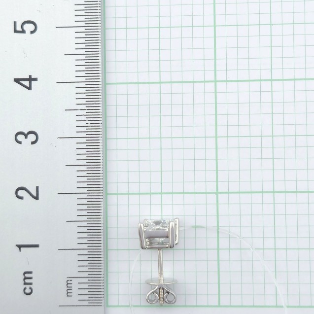 Серьги GOLDOS DCE178-200W золото, Бриллиант